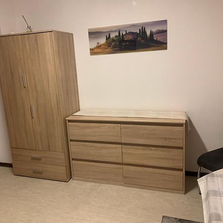 Monteure & Handwerker Einfach, Unkompliziert Und Preiswert In Alsfeld Exterior foto